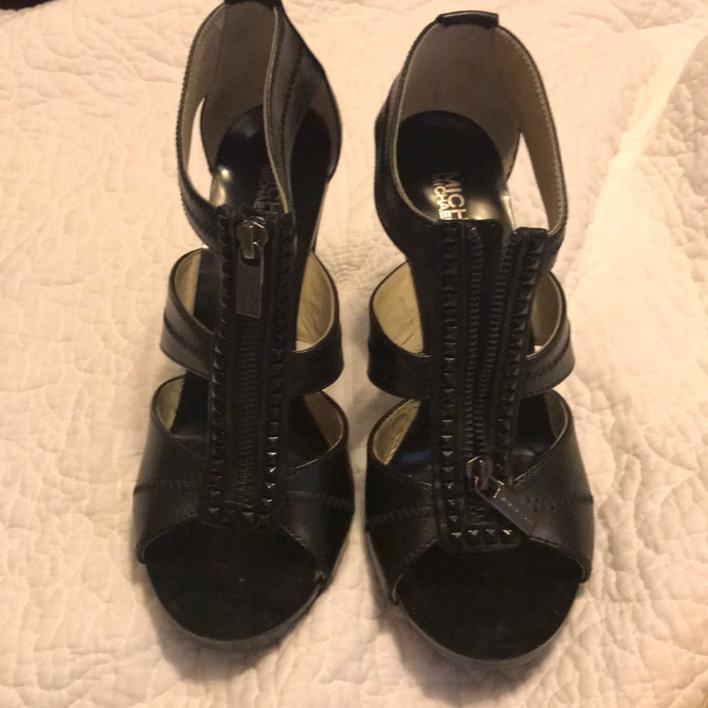 Zip Up Heels